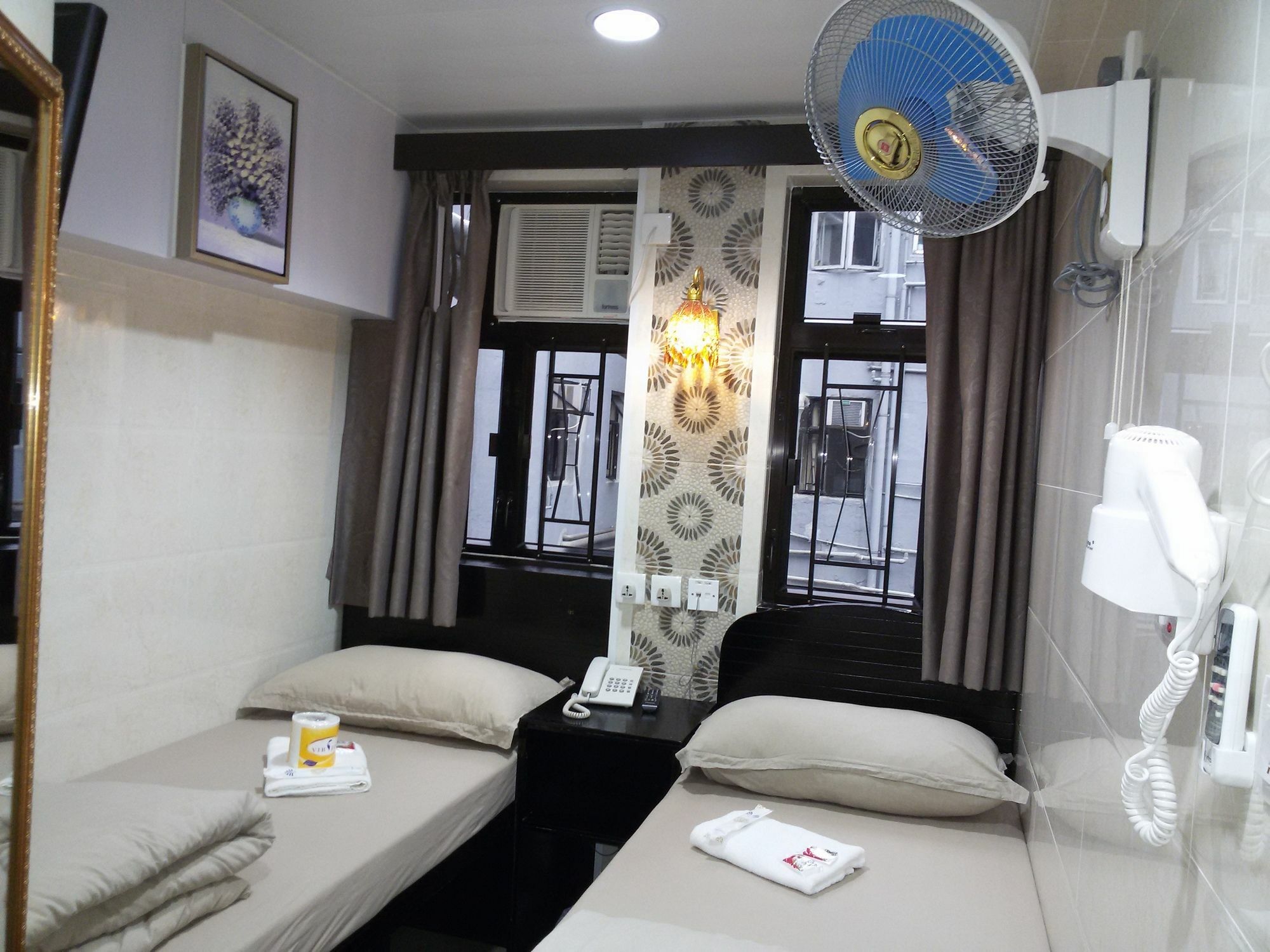Asia Inn Цзюлун Экстерьер фото