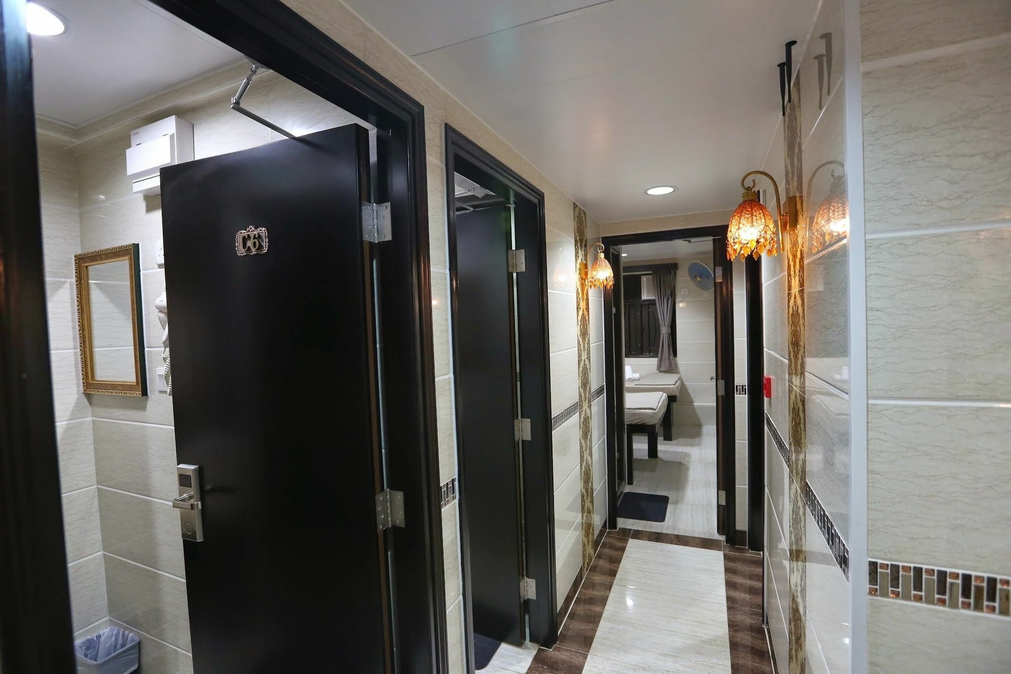 Asia Inn Цзюлун Экстерьер фото